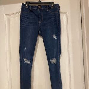 COPY - Women’s Hollister Distressed Skinny Jeans Size 7R (28Wx28L) (Like New Co…